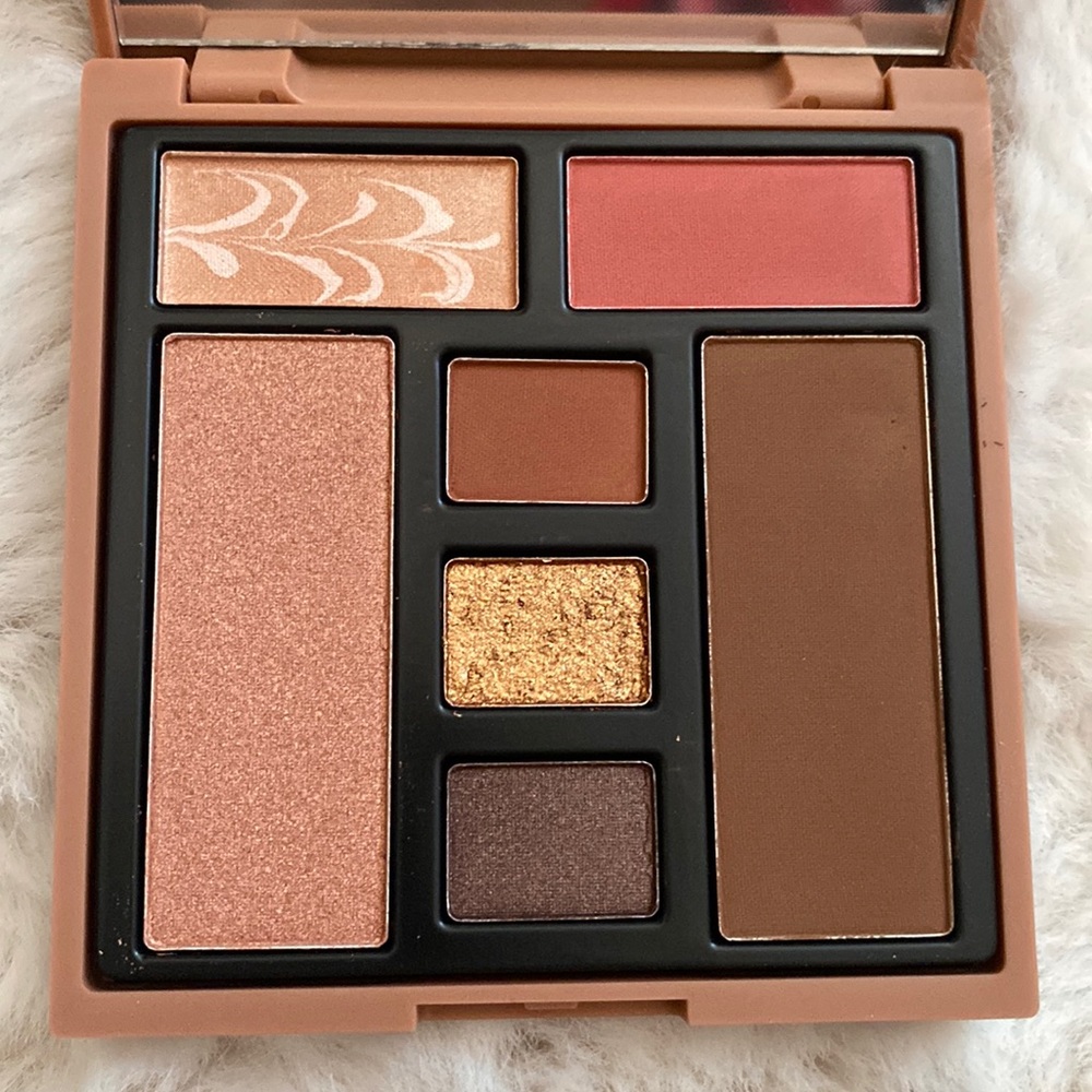 Ciate London Eye and Face  Palette